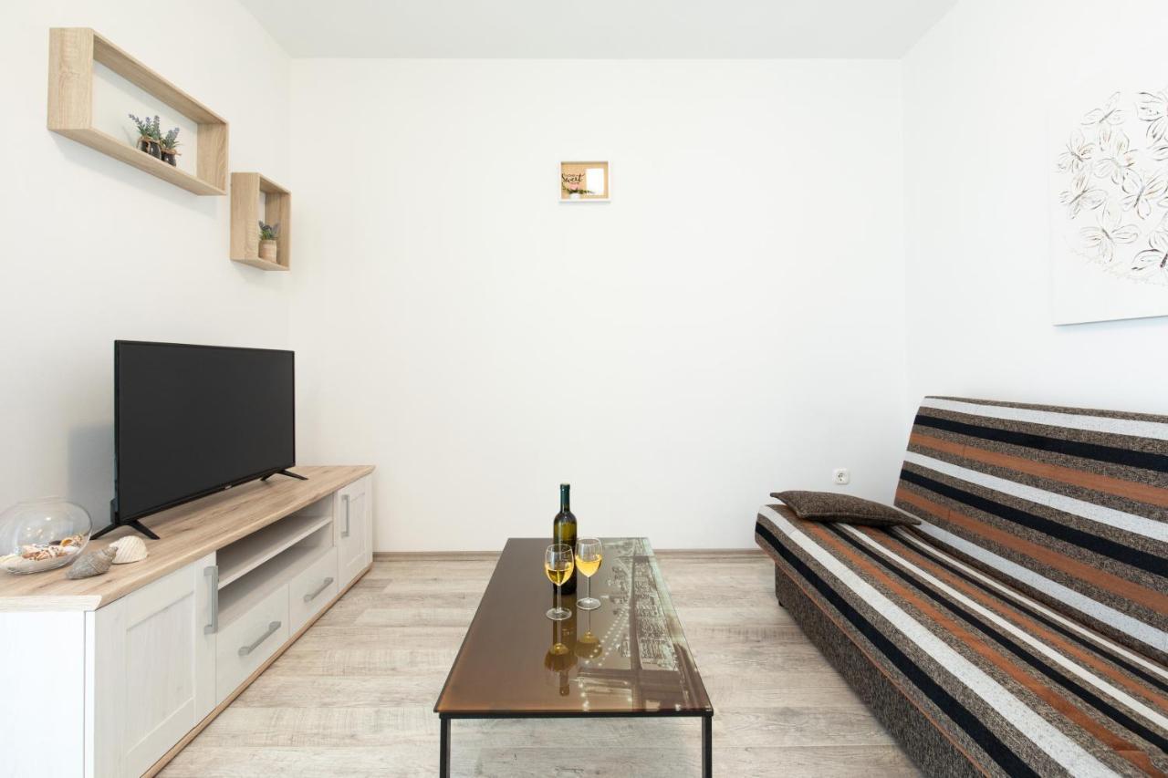 Apartments Doris, Krk 크르크 외부 사진